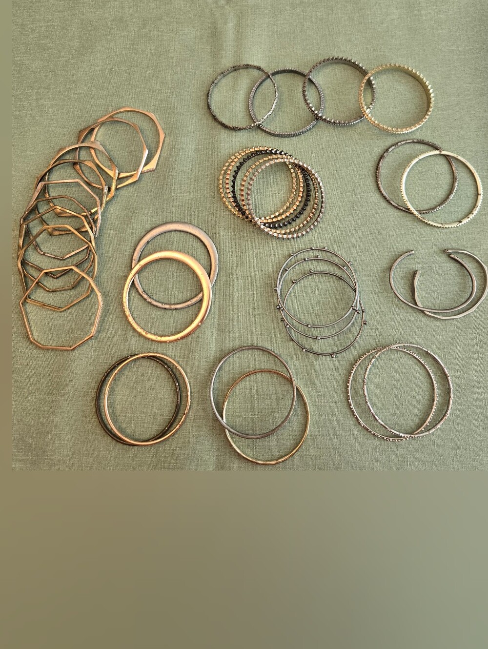 Kendra Scott Bulk 33 Bracelets/ 2 Cuffs